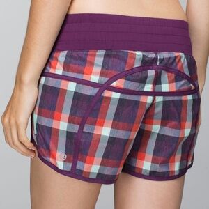 Lululemon Tracker Short II *2 Way Stretch